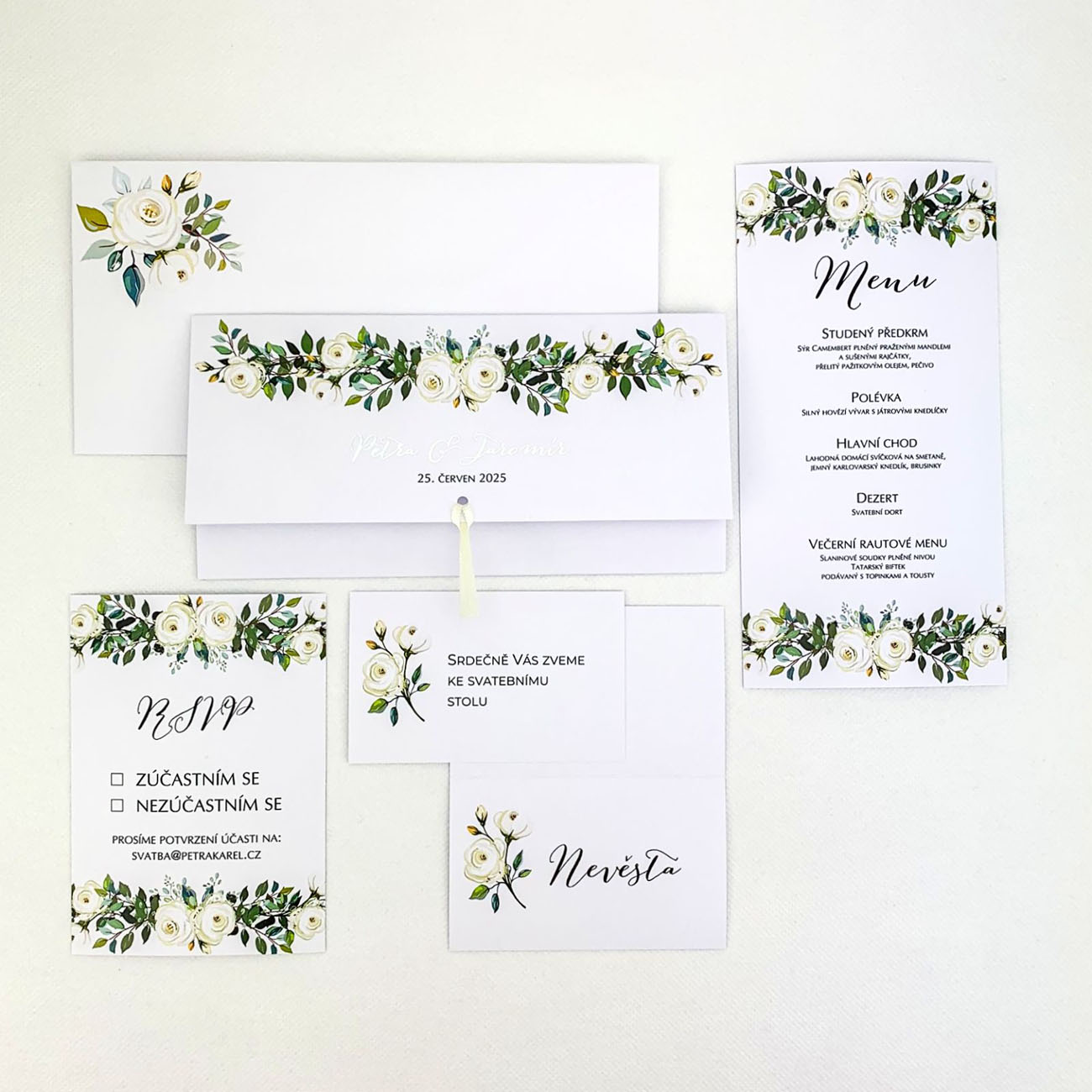 Svatební menu s bílými růžemi - M4017