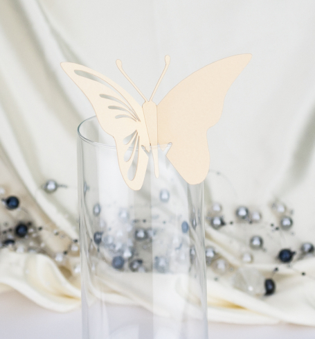 Svatební jmenovka na skleničku ve formě motýlka – MOT403